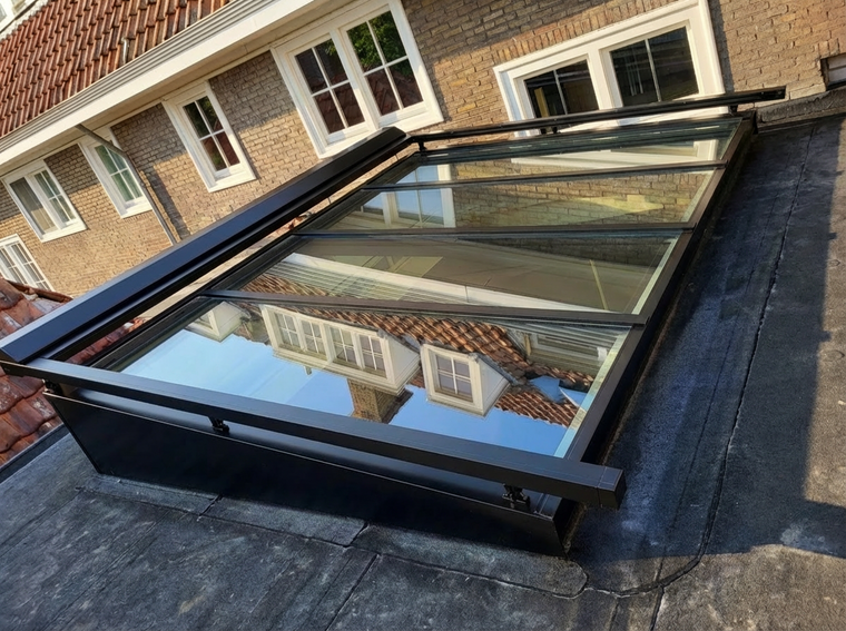 De prijs van een lichtstraat in een aanbouw