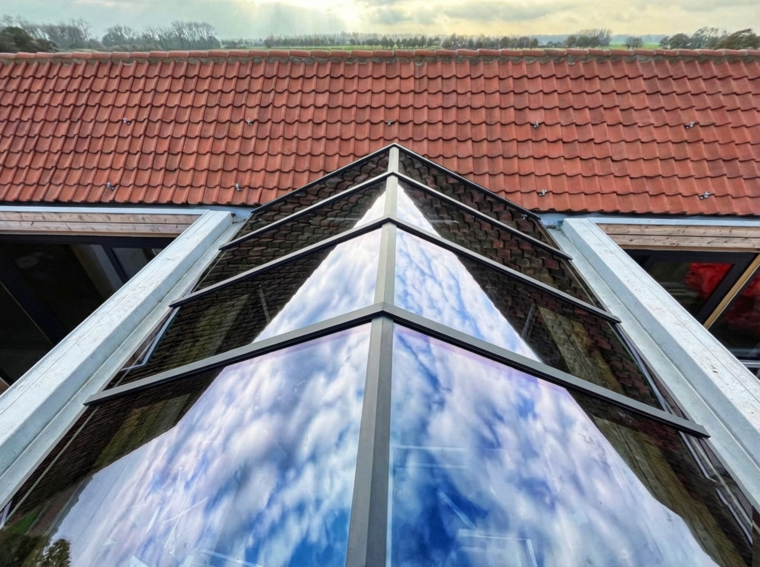 Een staallook lichtstraat van aluminium